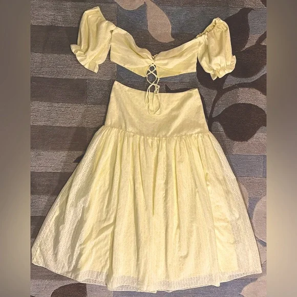 Adeirlina A-Line Midi Skirt & Bandeau Top Bare Shoulders & Midriff Lemon Yellow - Picture 2 of 11